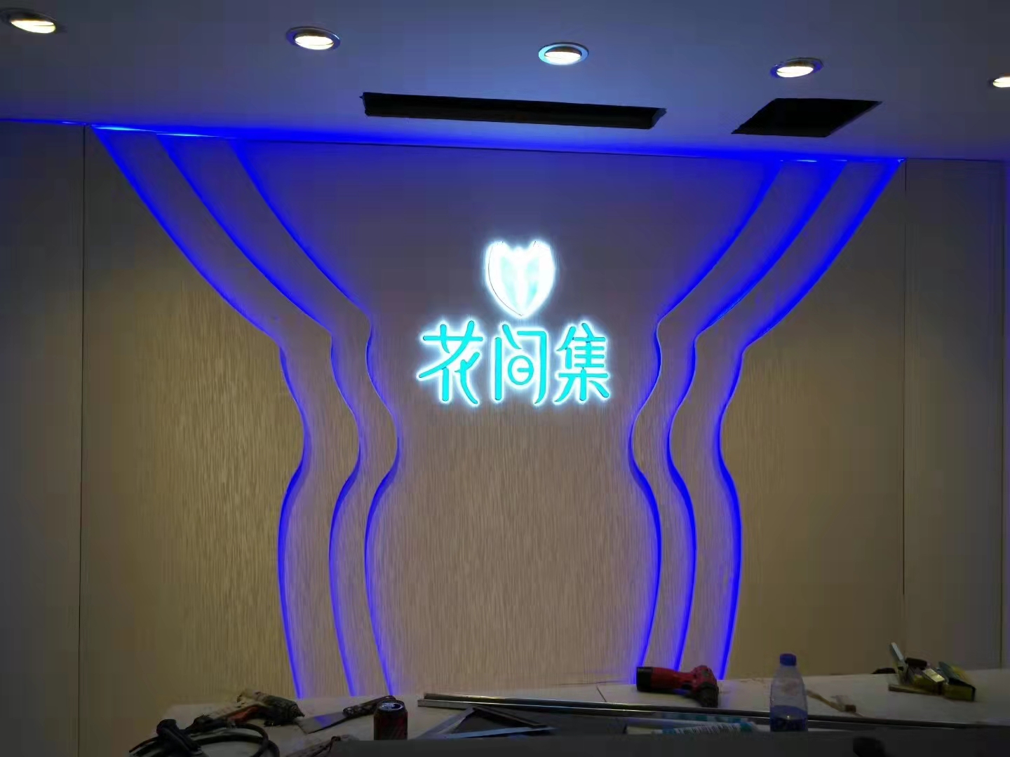 景觀(guān)立體發(fā)光字