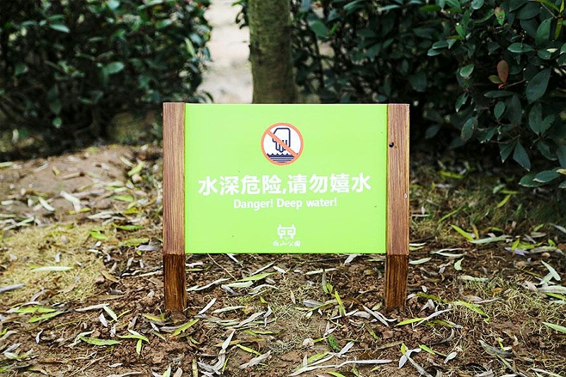 “無(wú)聲導游”旅游景區標志牌，讓你的旅途更添色彩3